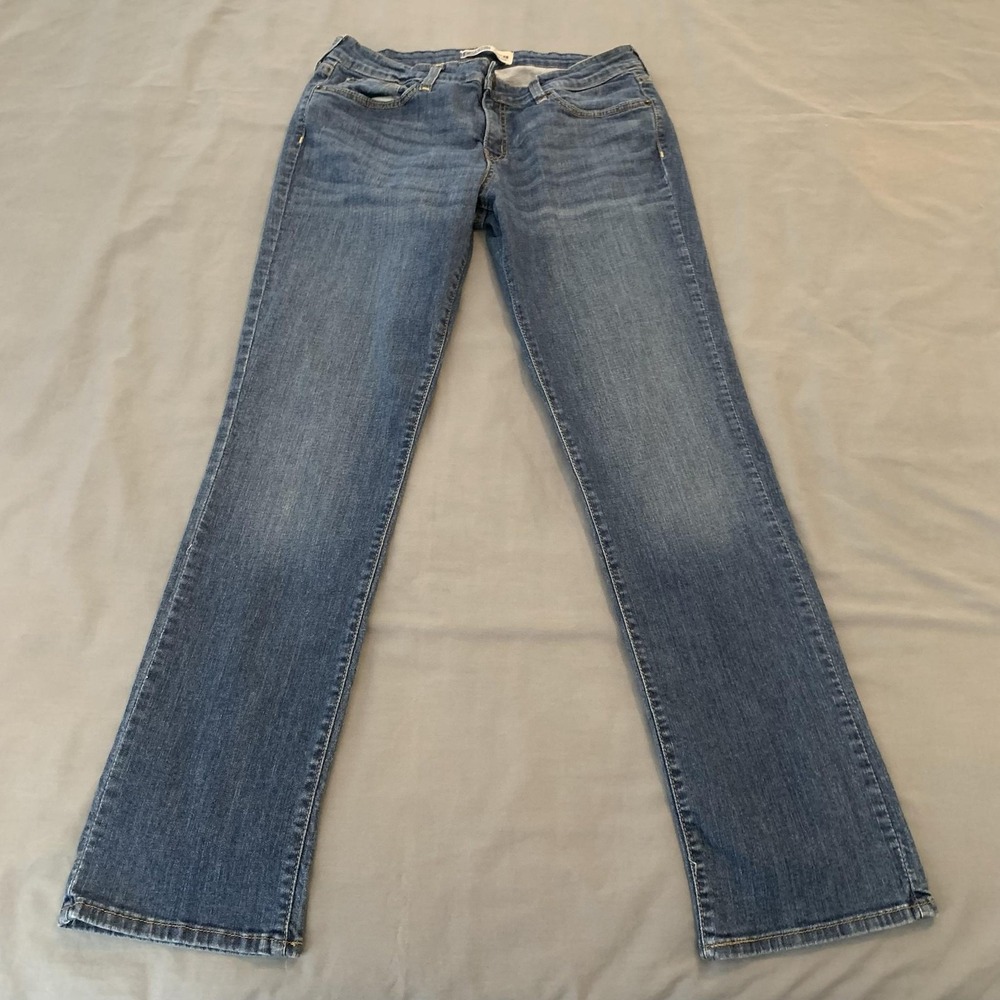 Signature Levi Strauss Modern Straight Jeans Womens 10 Blue Stretch Denim Fade